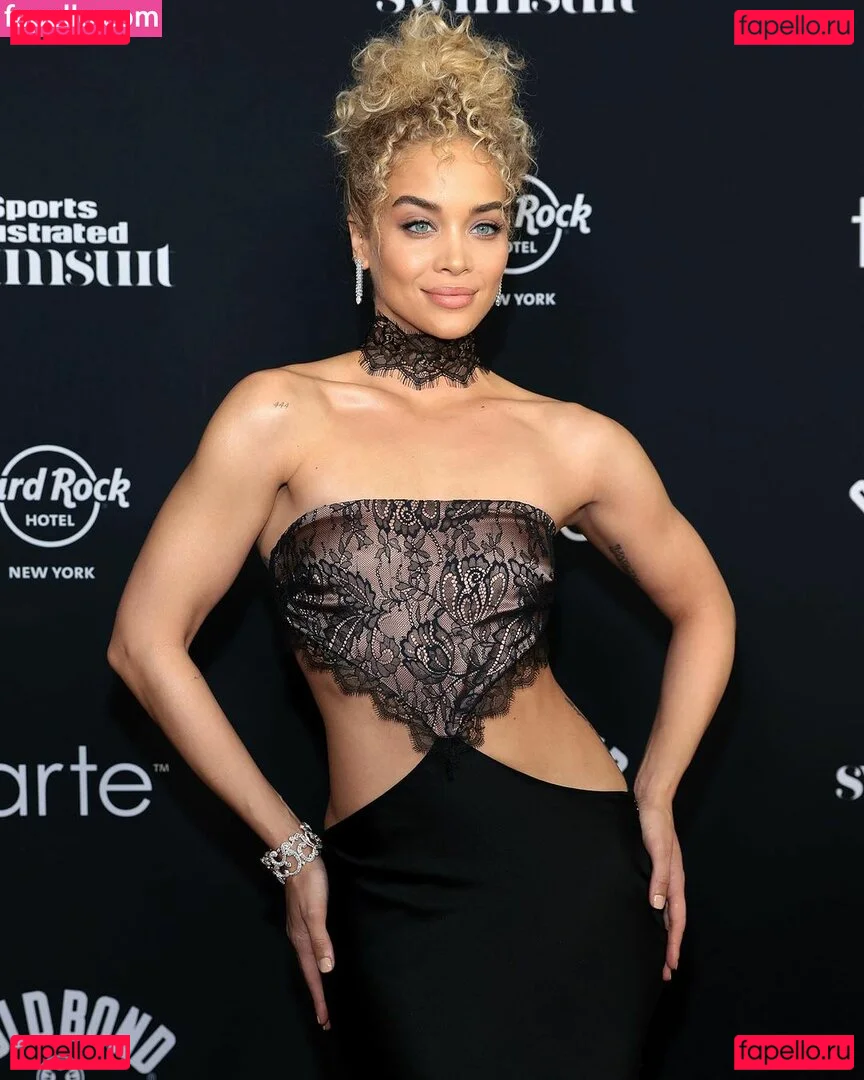 Jasmine Sanders Onlyfans Photo Gallery 