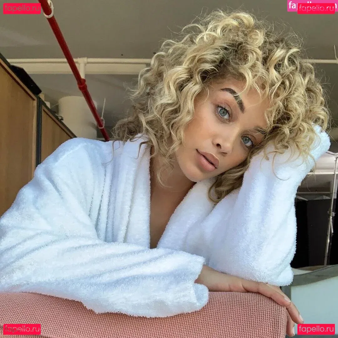 Jasmine Sanders Onlyfans Photo Gallery 