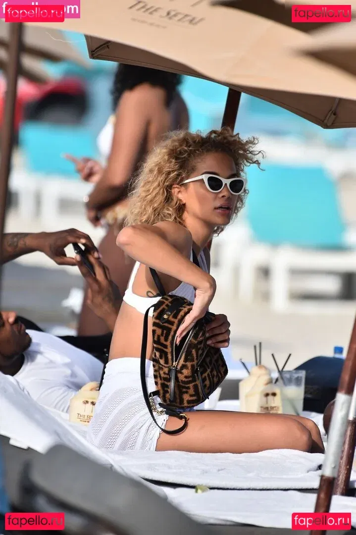 Jasmine Sanders Onlyfans Photo Gallery 