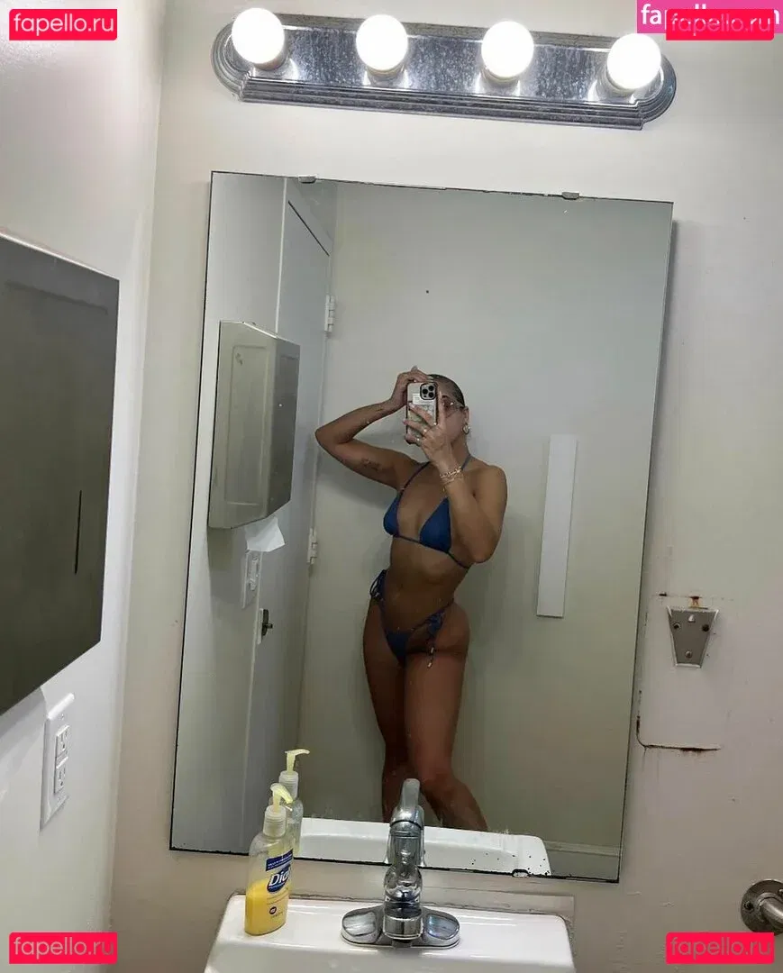 Jasmine Sanders Onlyfans Photo Gallery 