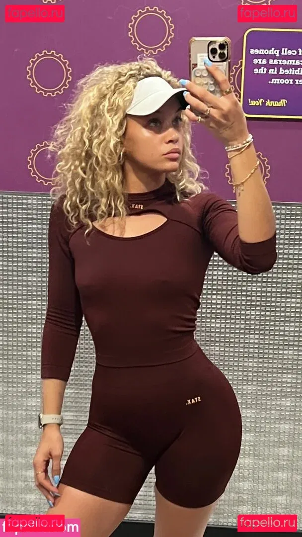 Jasmine Sanders Onlyfans Photo Gallery 