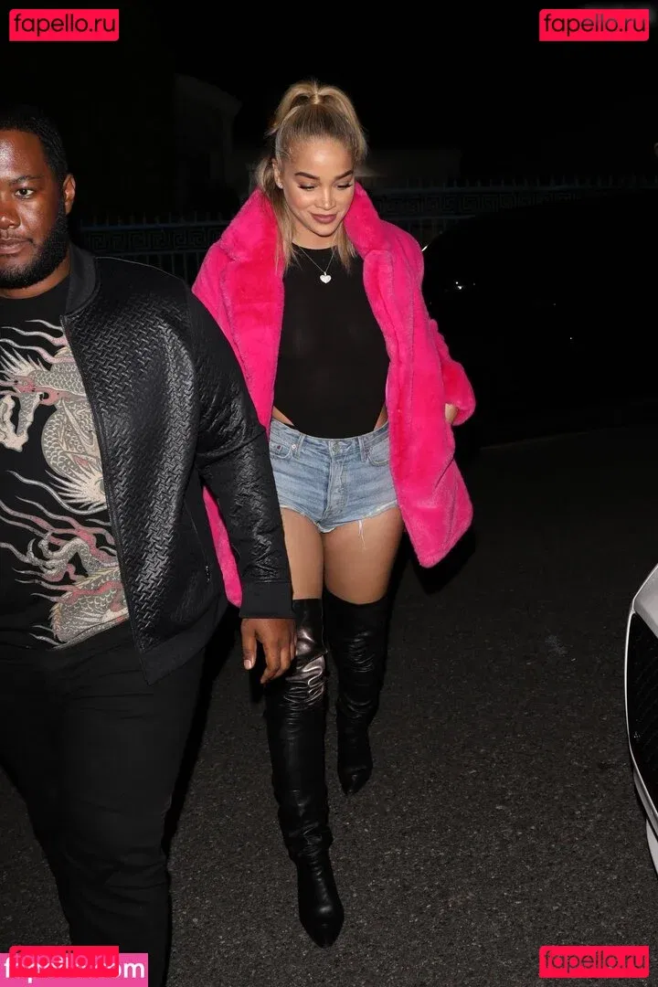 Jasmine Sanders Onlyfans Photo Gallery 