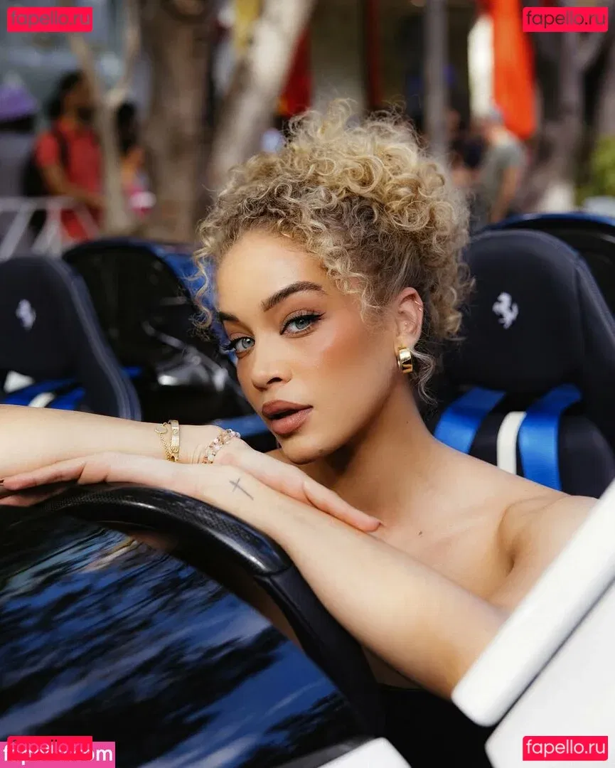 Jasmine Sanders Onlyfans Photo Gallery 
