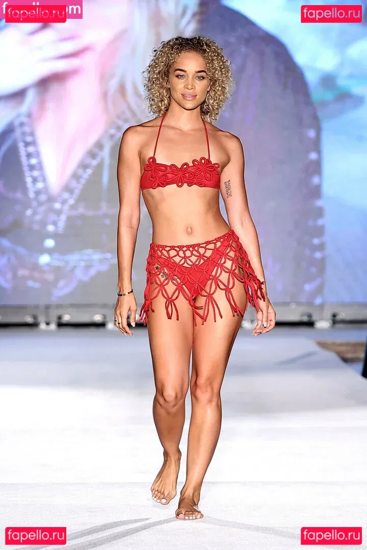 Jasmine Sanders Onlyfans Photo Gallery 