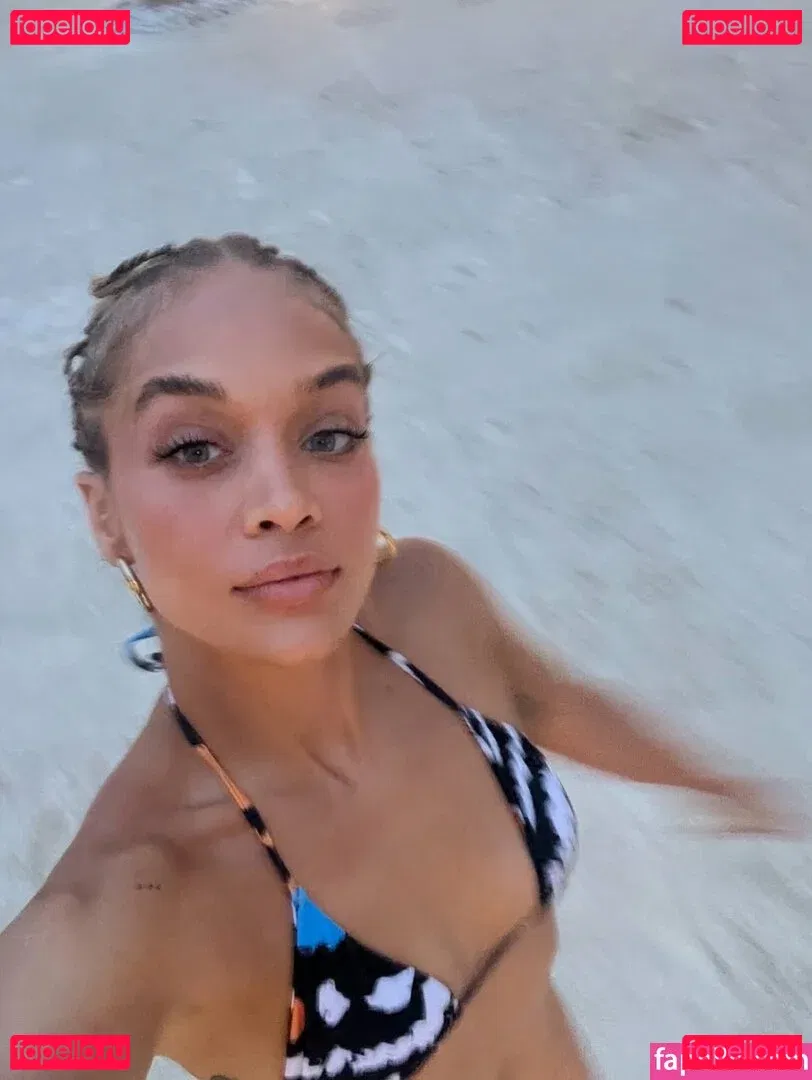 Jasmine Sanders Onlyfans Photo Gallery 