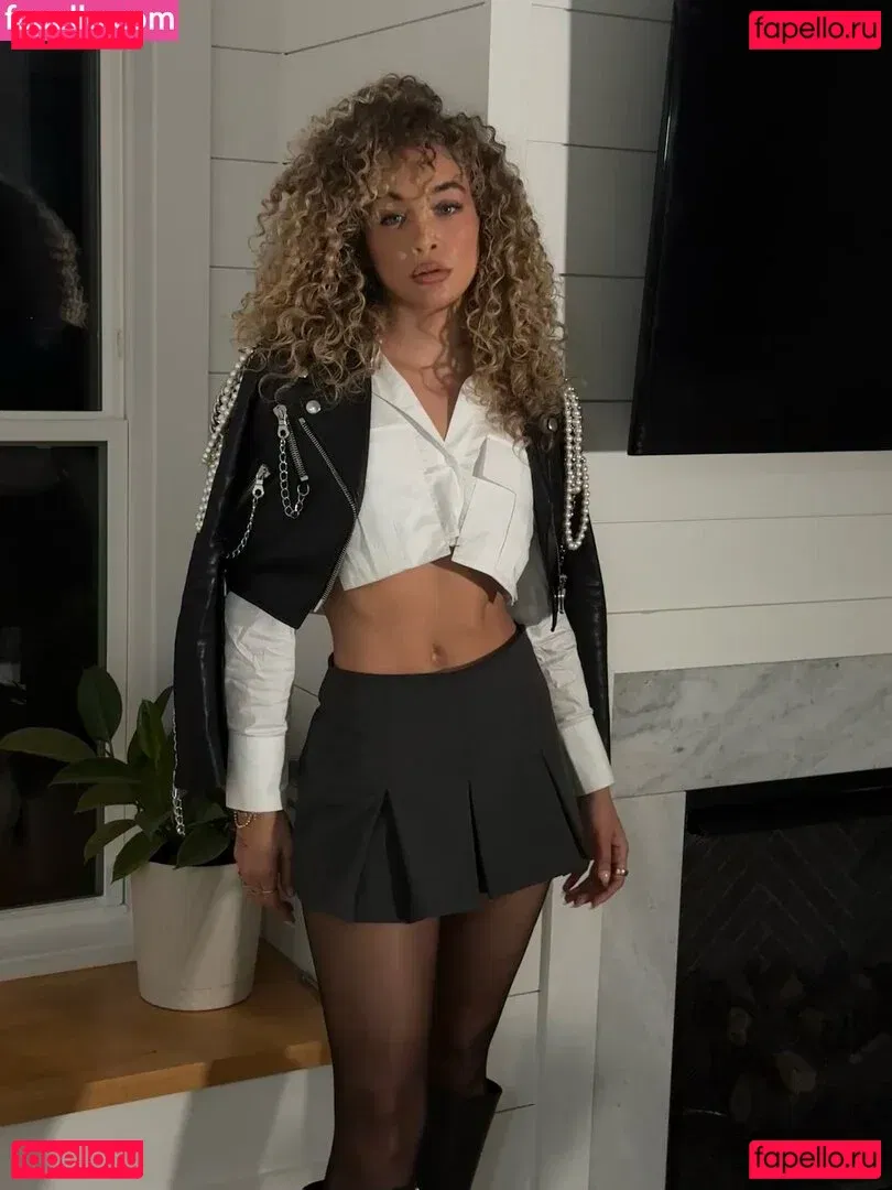 Jasmine Sanders Onlyfans Photo Gallery 