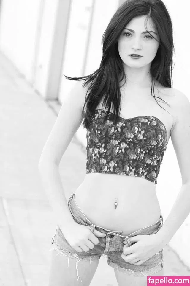 Alexis Raich Onlyfans Photo Gallery 