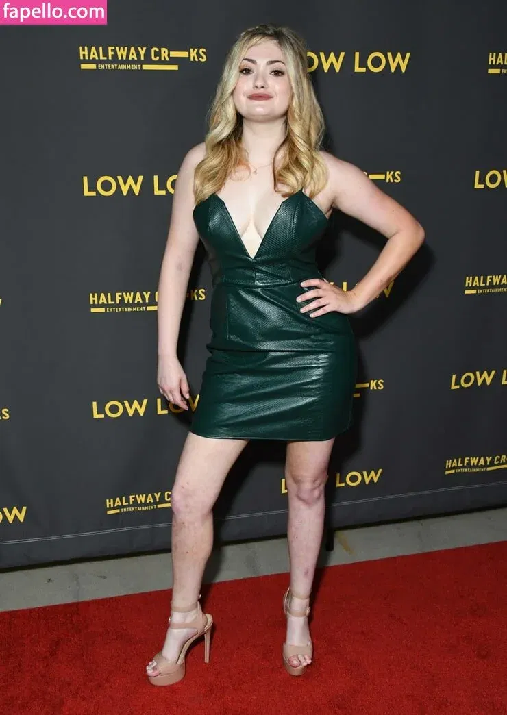 Alexis Raich Onlyfans Photo Gallery 