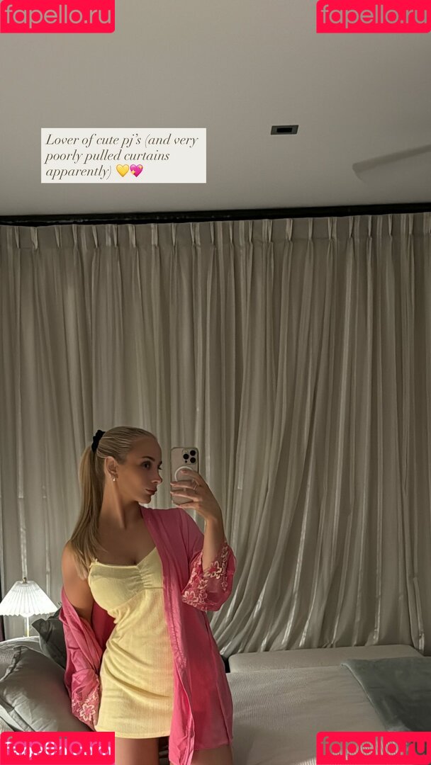 Amy Louise Lee Onlyfans Photo Gallery 