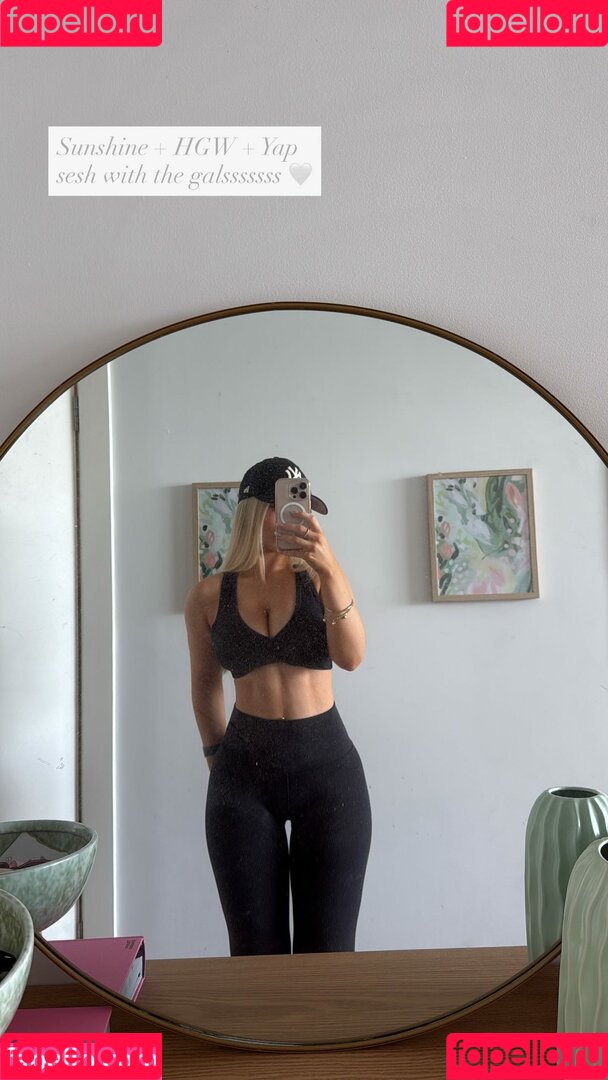 Amy Louise Lee Onlyfans Photo Gallery 