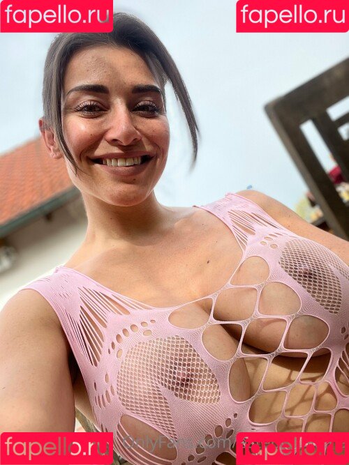 Estephania Onlyfans Photo Gallery 