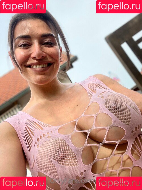 Estephania Onlyfans Photo Gallery 