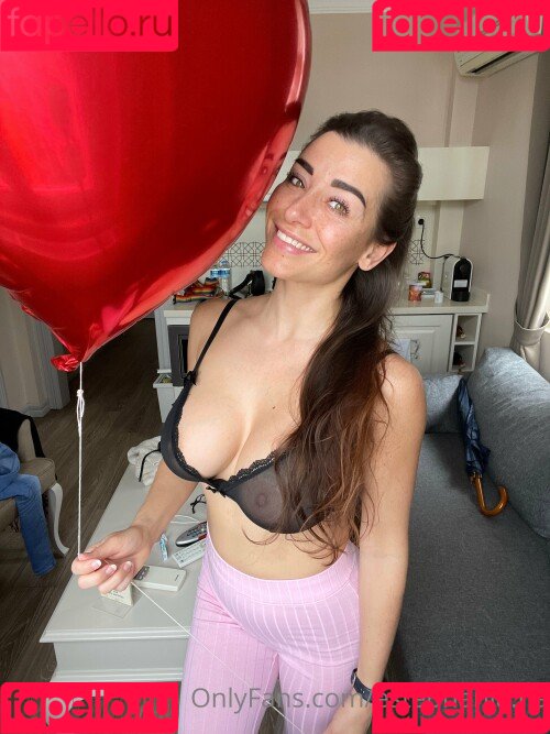 Estephania Onlyfans Photo Gallery 