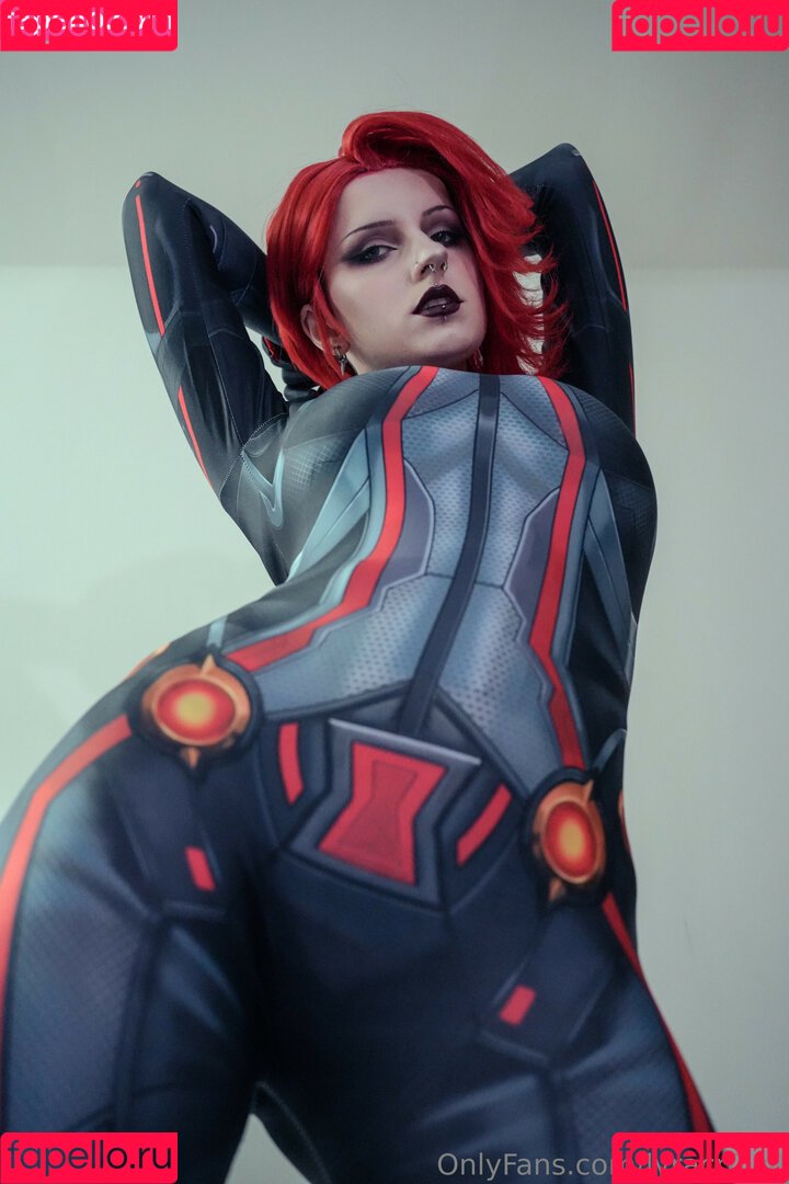 Lyra Crow Onlyfans Photo Gallery 