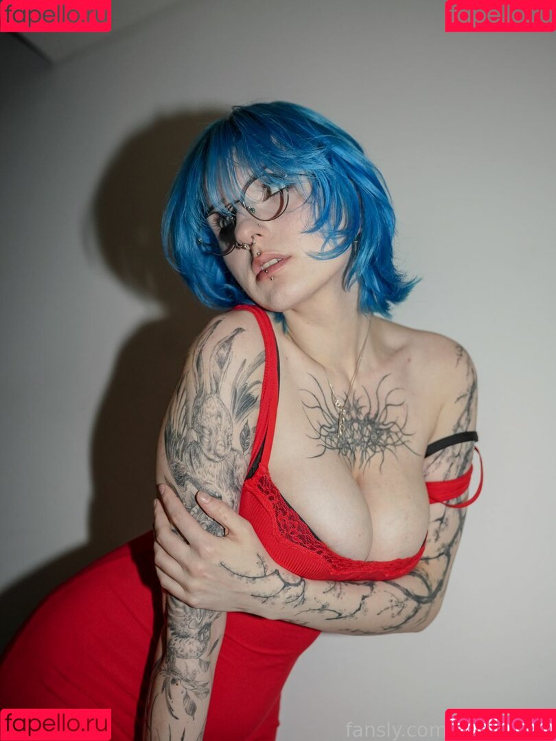 Lyra Crow Onlyfans Photo Gallery 