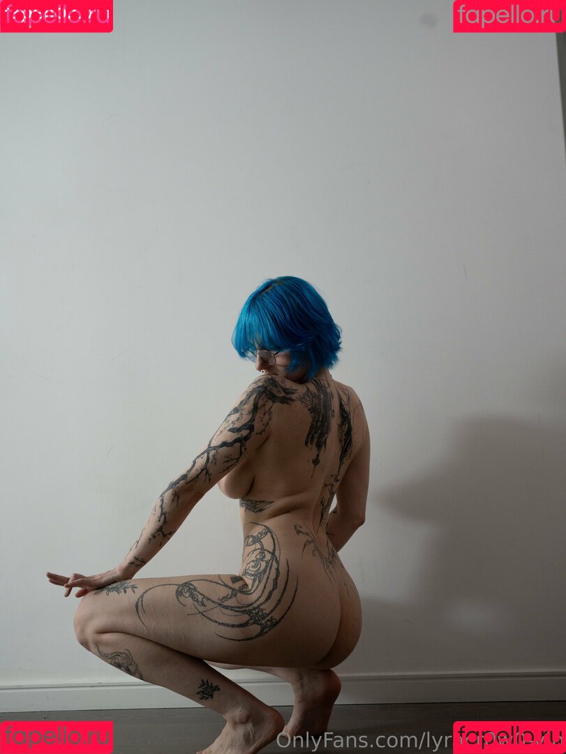 Lyra Crow Onlyfans Photo Gallery 