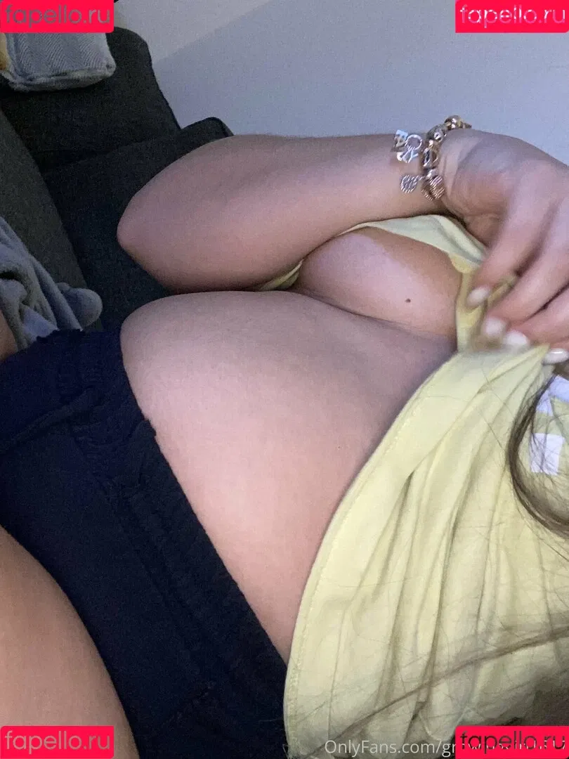 growinggirl1617 Onlyfans Photo Gallery 