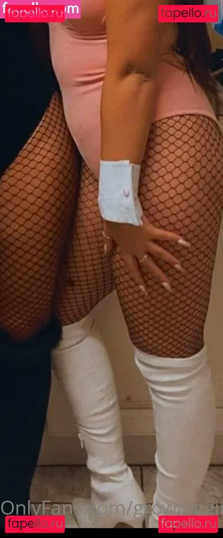 growinggirl1617 Onlyfans Photo Gallery 