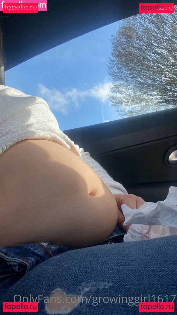 growinggirl1617 Onlyfans Photo Gallery 
