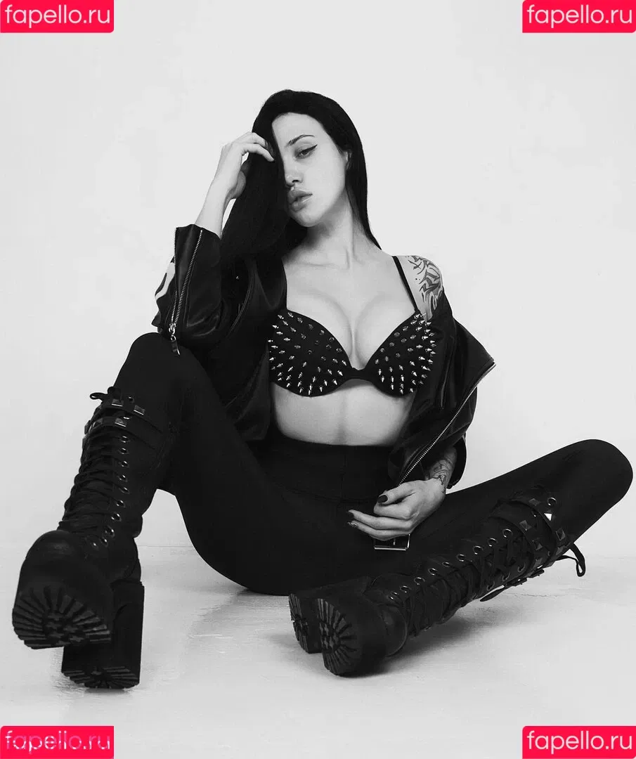 Dasha Doshik Onlyfans Photo Gallery 