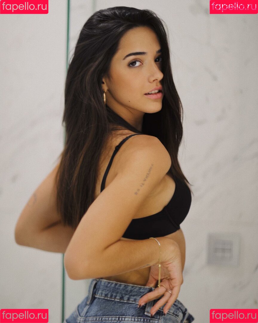 Àngela Mármol Onlyfans Photo Gallery 