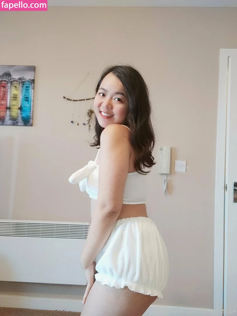 Sia_s2_20 Onlyfans Photo Gallery 