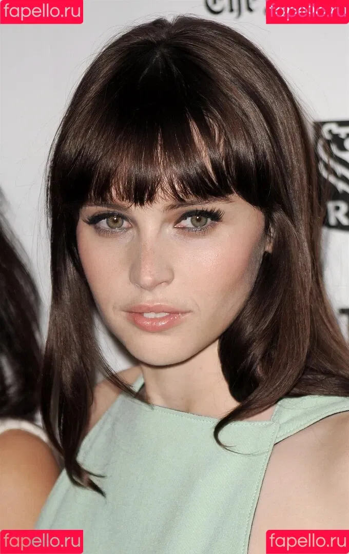 Felicity Jones Onlyfans Photo Gallery 