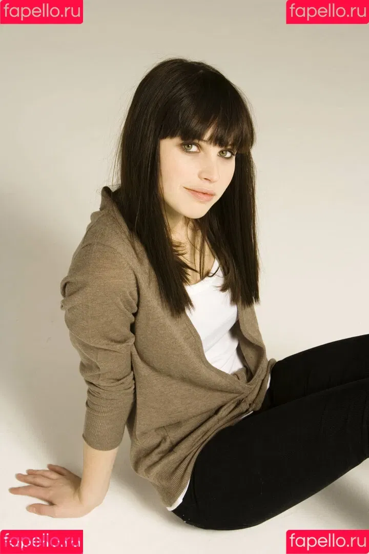 Felicity Jones Onlyfans Photo Gallery 