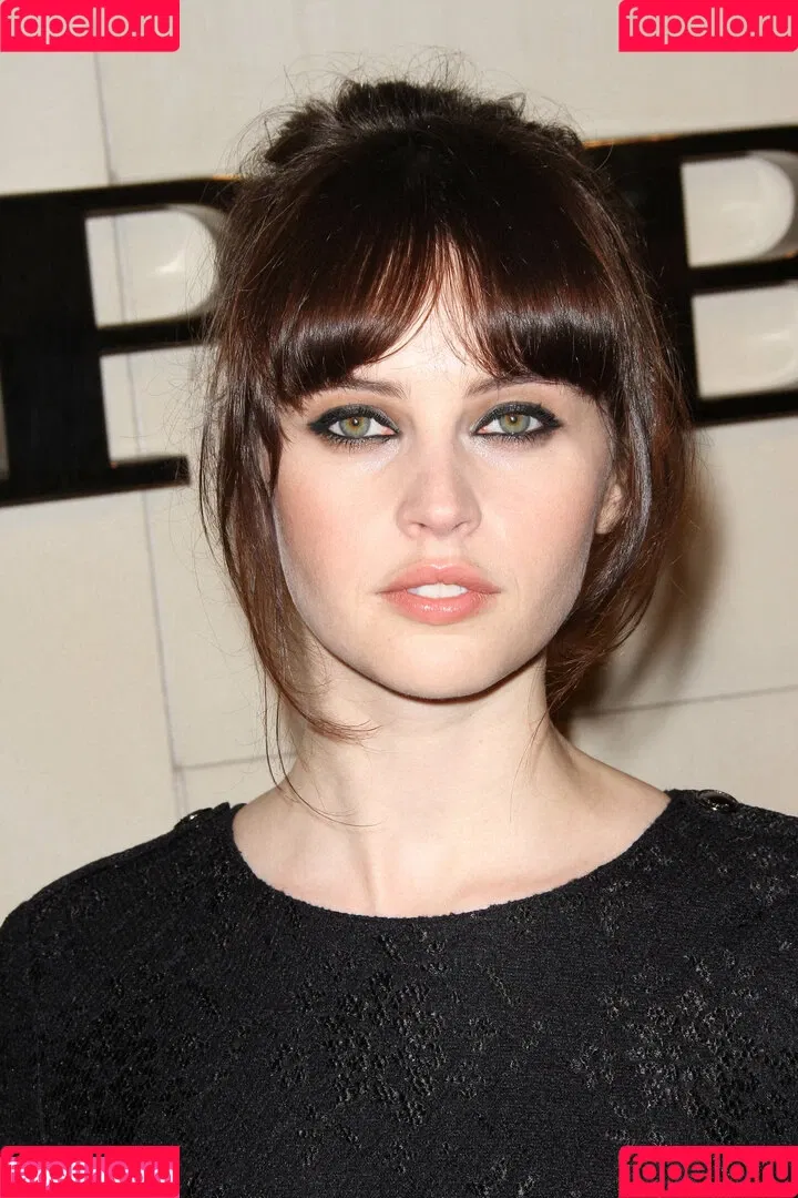 Felicity Jones Onlyfans Photo Gallery 