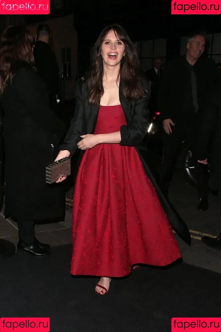 Felicity Jones Onlyfans Photo Gallery 