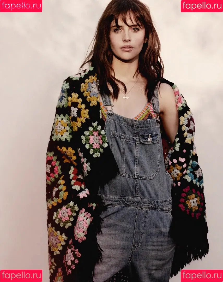 Felicity Jones Onlyfans Photo Gallery 