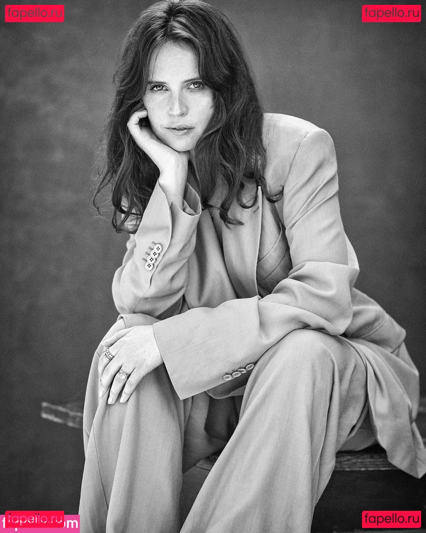 Felicity Jones Onlyfans Photo Gallery 