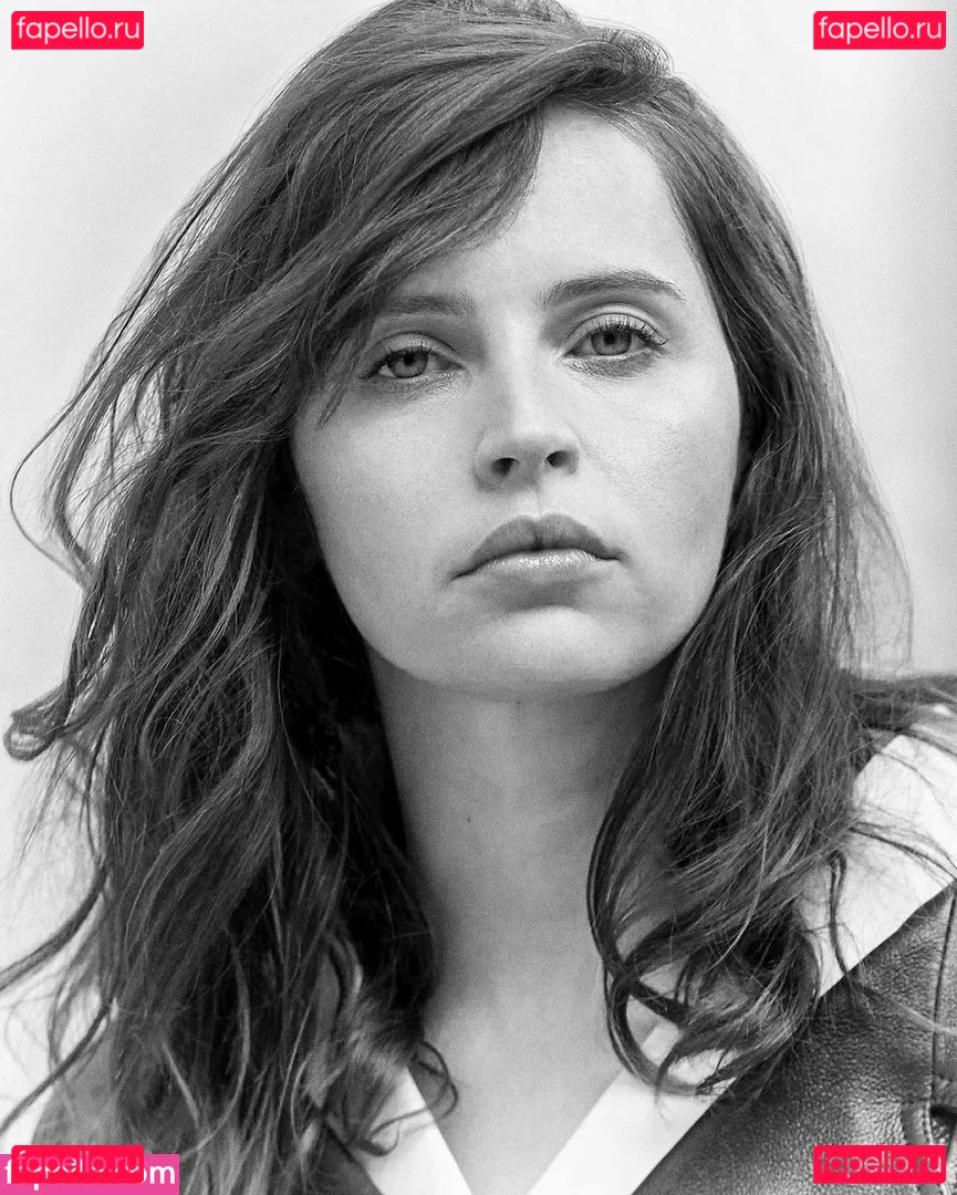 Felicity Jones Onlyfans Photo Gallery 