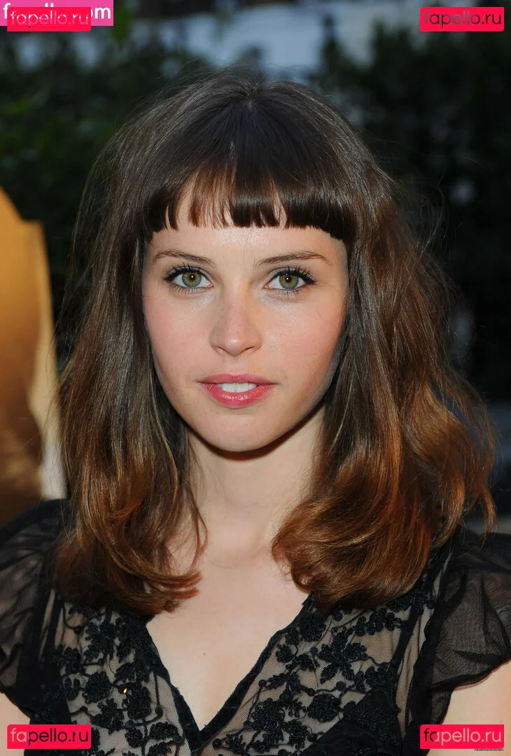 Felicity Jones Onlyfans Photo Gallery 