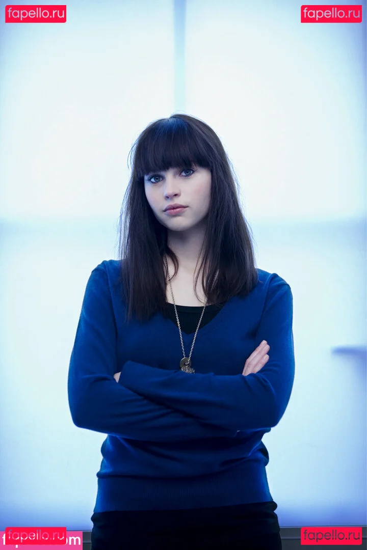 Felicity Jones Onlyfans Photo Gallery 