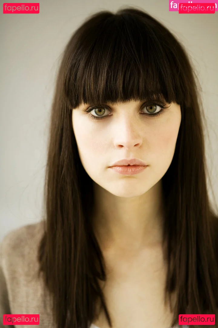 Felicity Jones Onlyfans Photo Gallery 