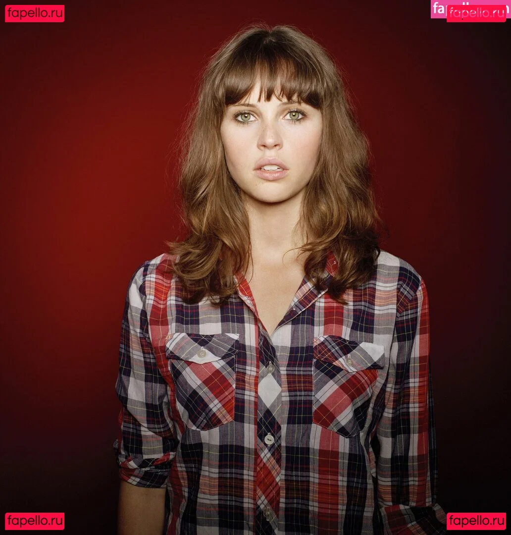 Felicity Jones Onlyfans Photo Gallery 