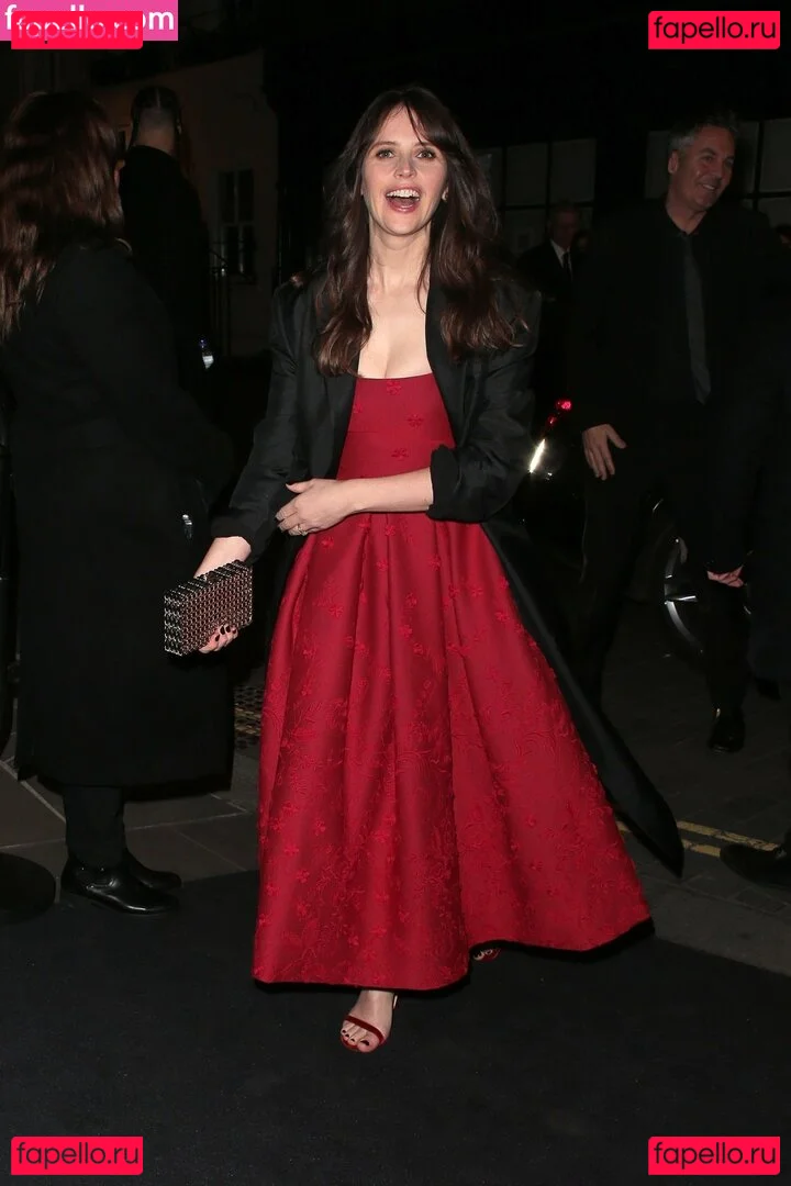 Felicity Jones Onlyfans Photo Gallery 