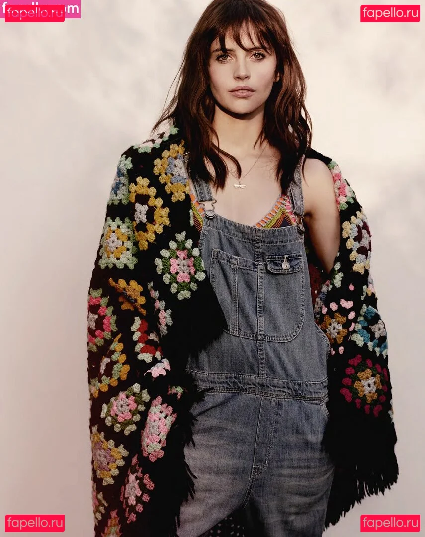 Felicity Jones Onlyfans Photo Gallery 