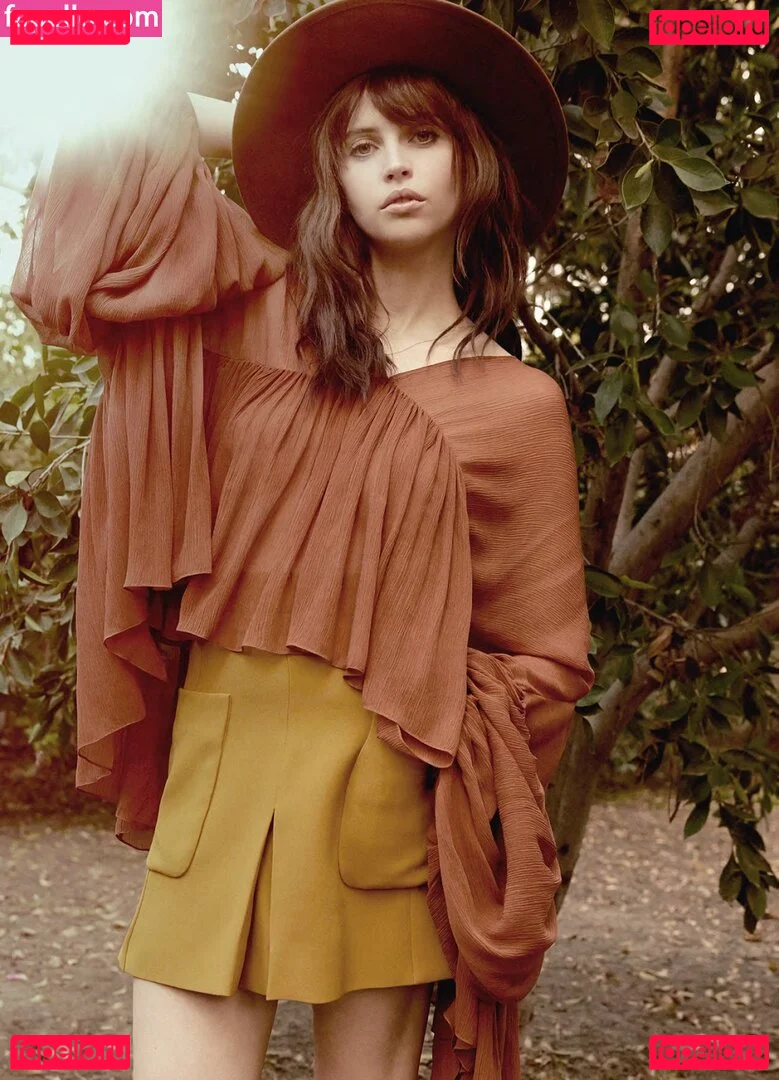 Felicity Jones Onlyfans Photo Gallery 