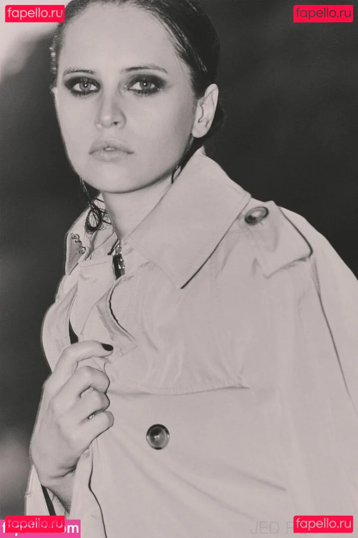 Felicity Jones Onlyfans Photo Gallery 