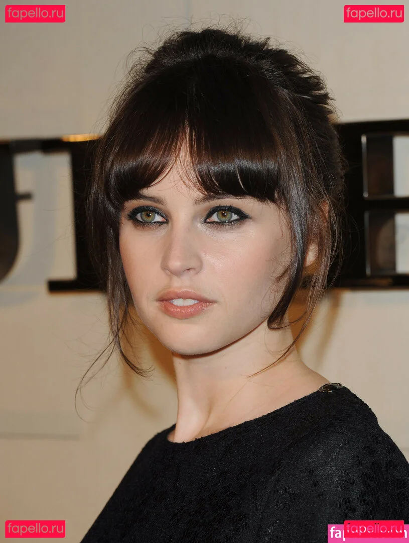 Felicity Jones Onlyfans Photo Gallery 