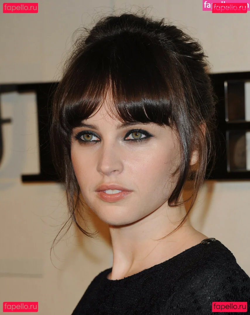 Felicity Jones Onlyfans Photo Gallery 