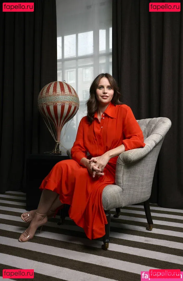 Felicity Jones Onlyfans Photo Gallery 