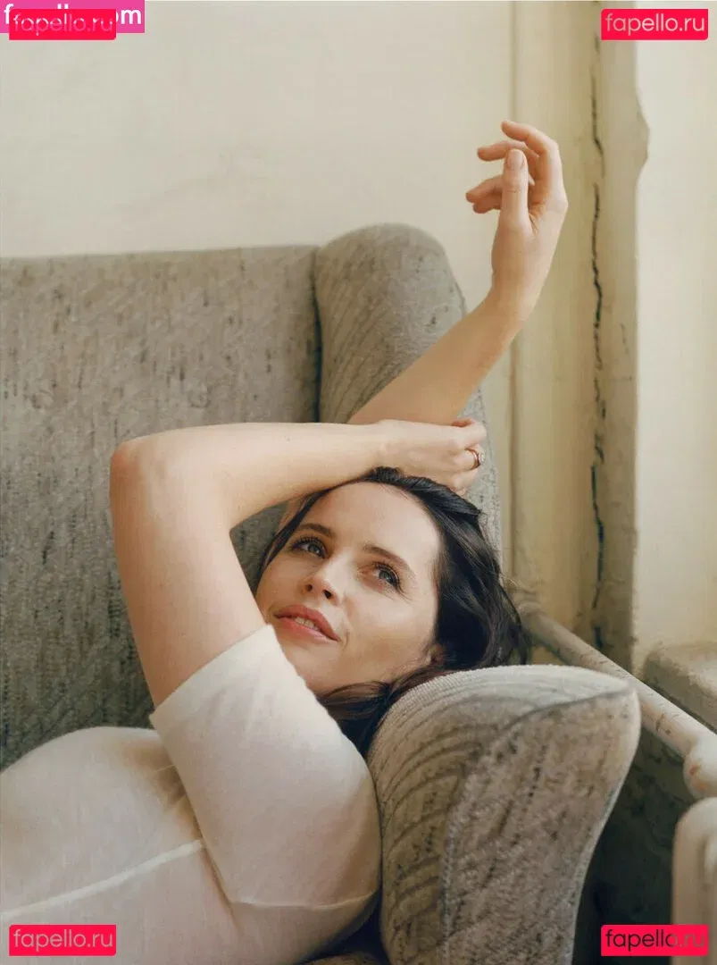 Felicity Jones Onlyfans Photo Gallery 