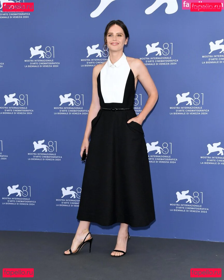 Felicity Jones Onlyfans Photo Gallery 