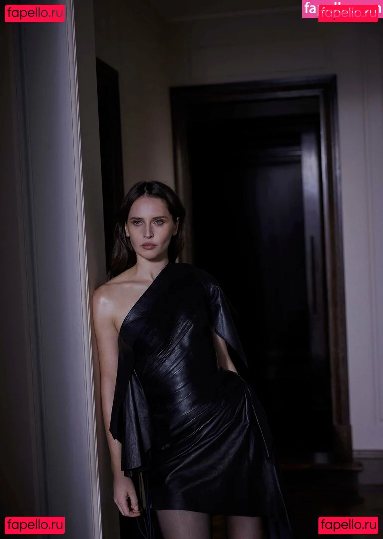 Felicity Jones Onlyfans Photo Gallery 