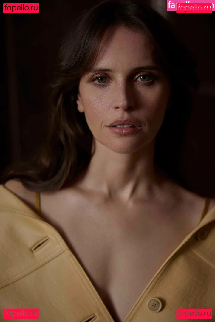 Felicity Jones Onlyfans Photo Gallery 