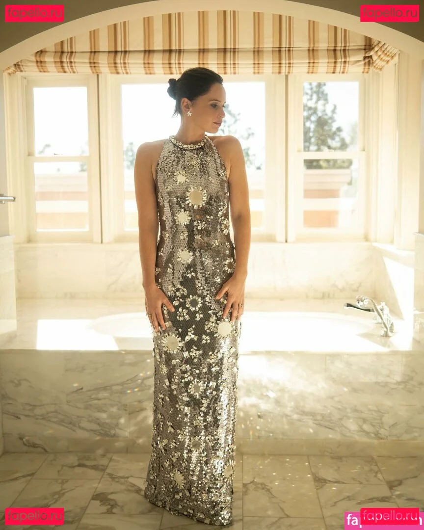 Felicity Jones Onlyfans Photo Gallery 