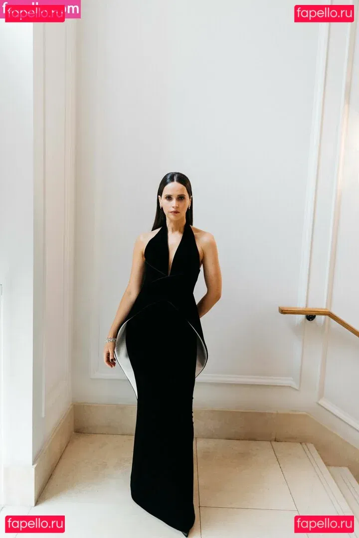 Felicity Jones Onlyfans Photo Gallery 